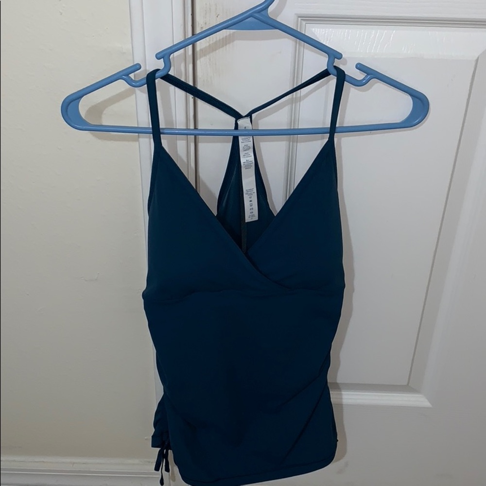 Lululemon tank with built in bra